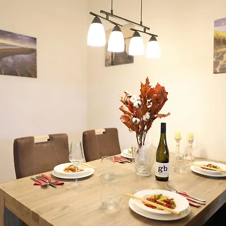 Bomhoffstr. 17, Whg. 13 Apartment *